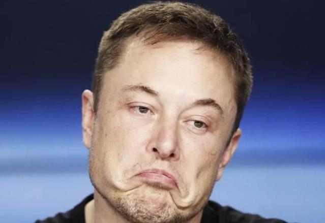 新消息
马斯克公开宣布了

财联社11月7日电，特斯拉在得州奥斯汀举行年度股东大