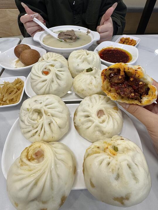 杭州香积寺！！好吃不贵的穷鬼小破店。。。
