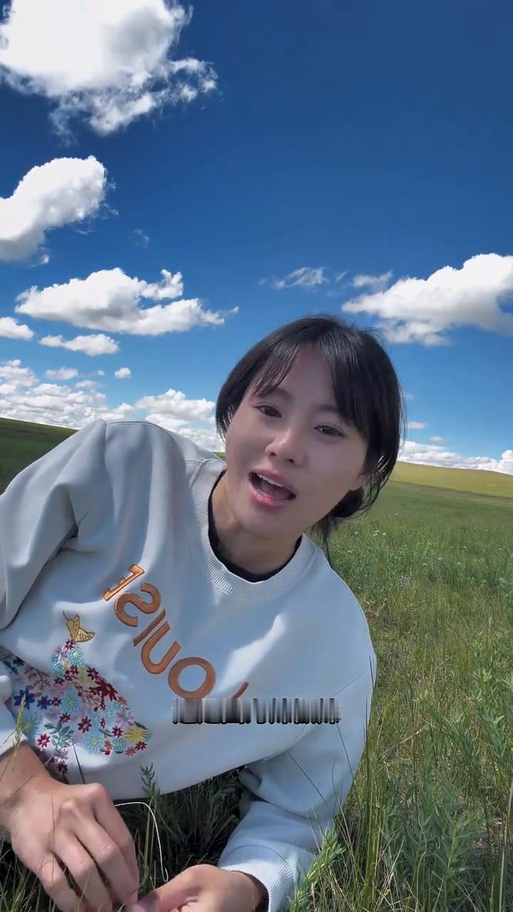 有人结婚是为了幸福，有人不结婚还是为了幸福，还有离婚的也是为了幸福。有的人爱吃辣