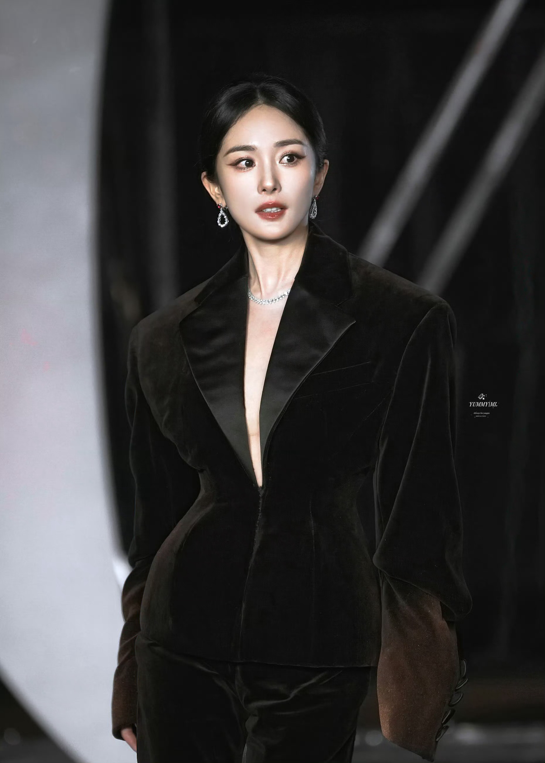 幂姐妥妥的大女主！幂总出场！！！无需多言~ ​​​