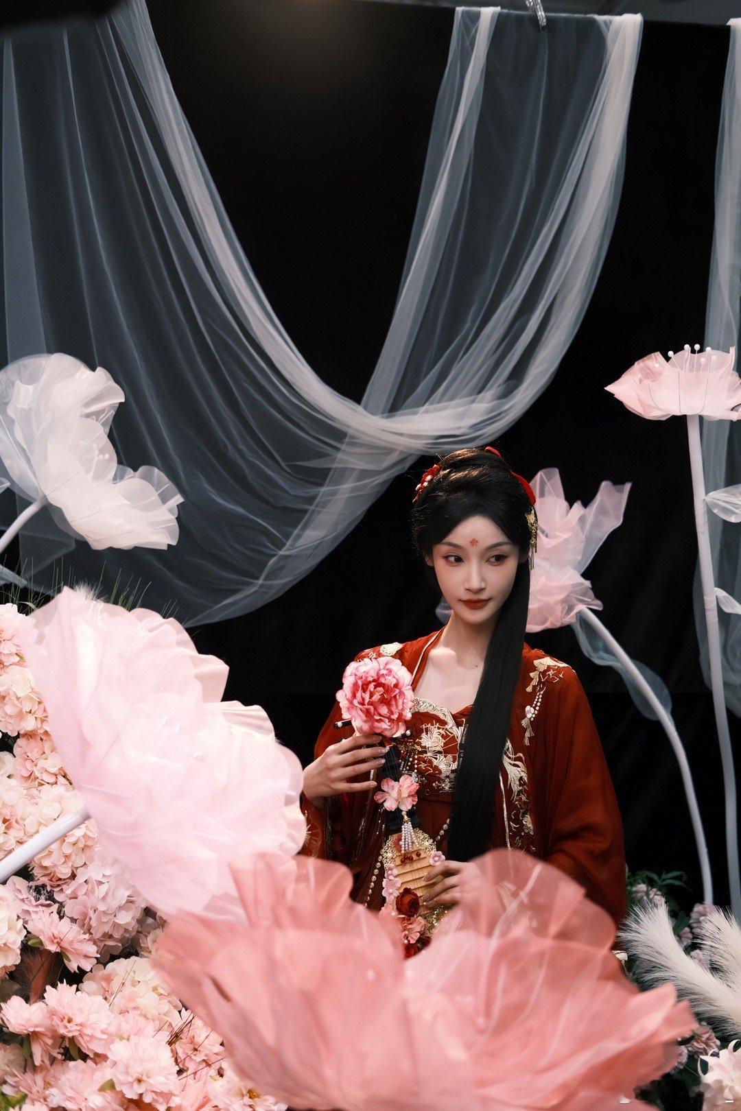 记11.21日初舞台花絮🌹国风芳华录珂以安排一下