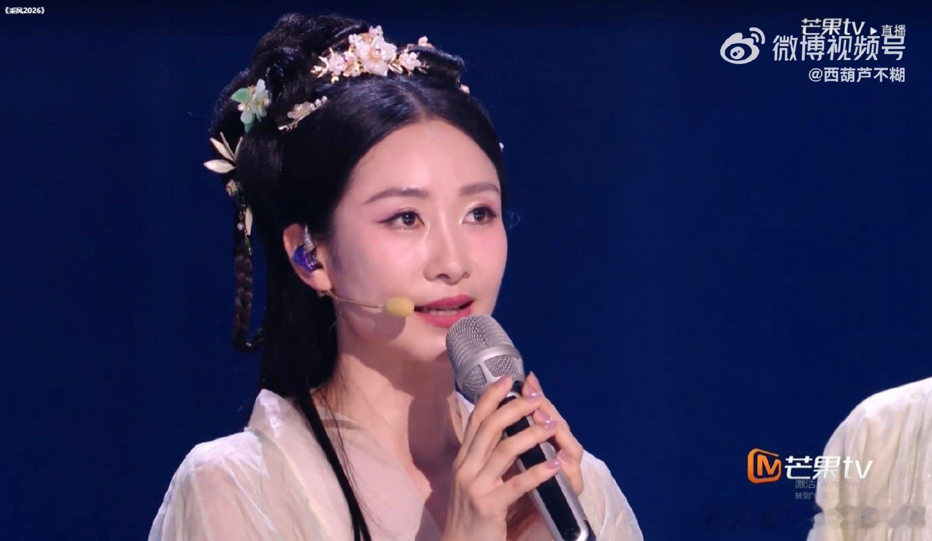 陶昕然为自己做到最好 陶昕然坚韧是女性本色 不卑不亢，温柔坚定，这就是独属于她的