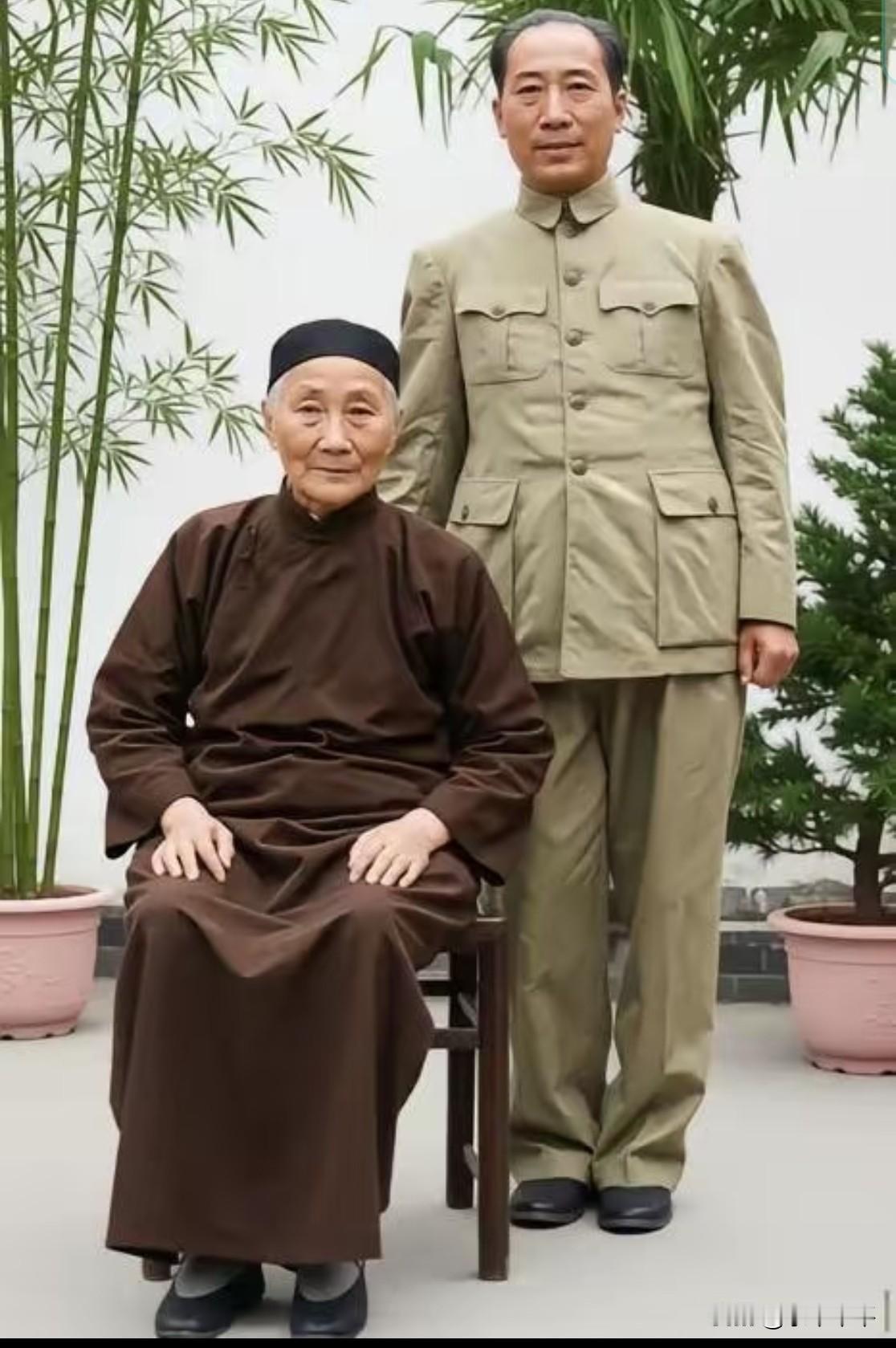 在母亲面前，每个人都永远是个孩子；
和妈妈在一起，每个人都会觉得是最幸福最自然的