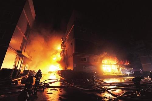 4月29日，泰鑫永升工厂着火，原以为合作商鸿星尔克会索赔，没想到，鸿星尔克竟第一