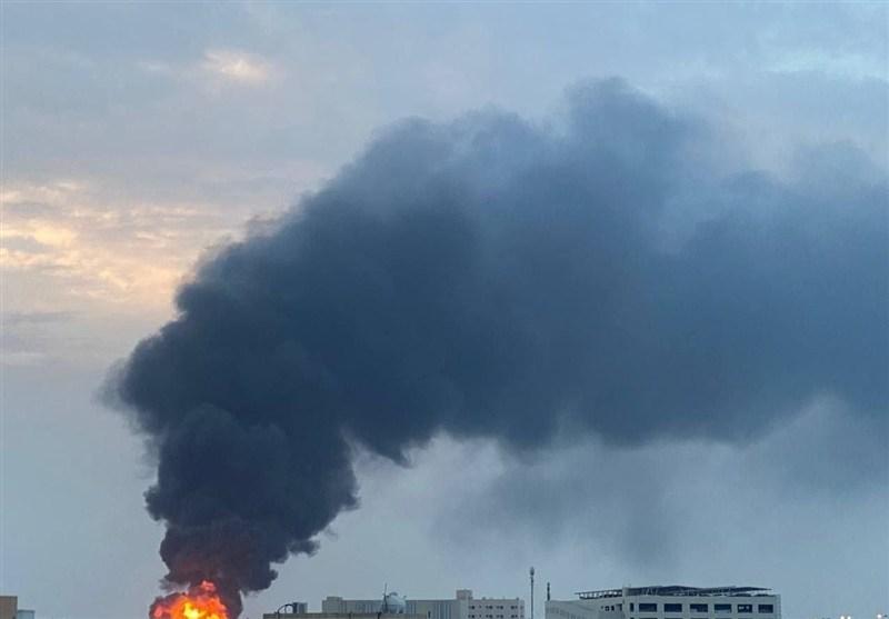 巴林一家炼油厂遭袭并发生火灾。

据塔斯尼姆通讯社报道，巴林一家炼油厂遭袭并发生