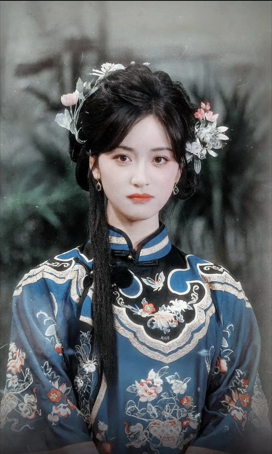 花自飘零水自流cr.枕迟月