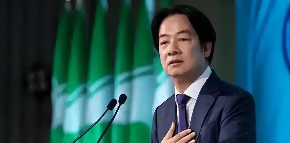 台当局闹剧翻车，专机被三国拒飞，岛内逃兵潮爆发，解放军上场施压..

 
赖清德