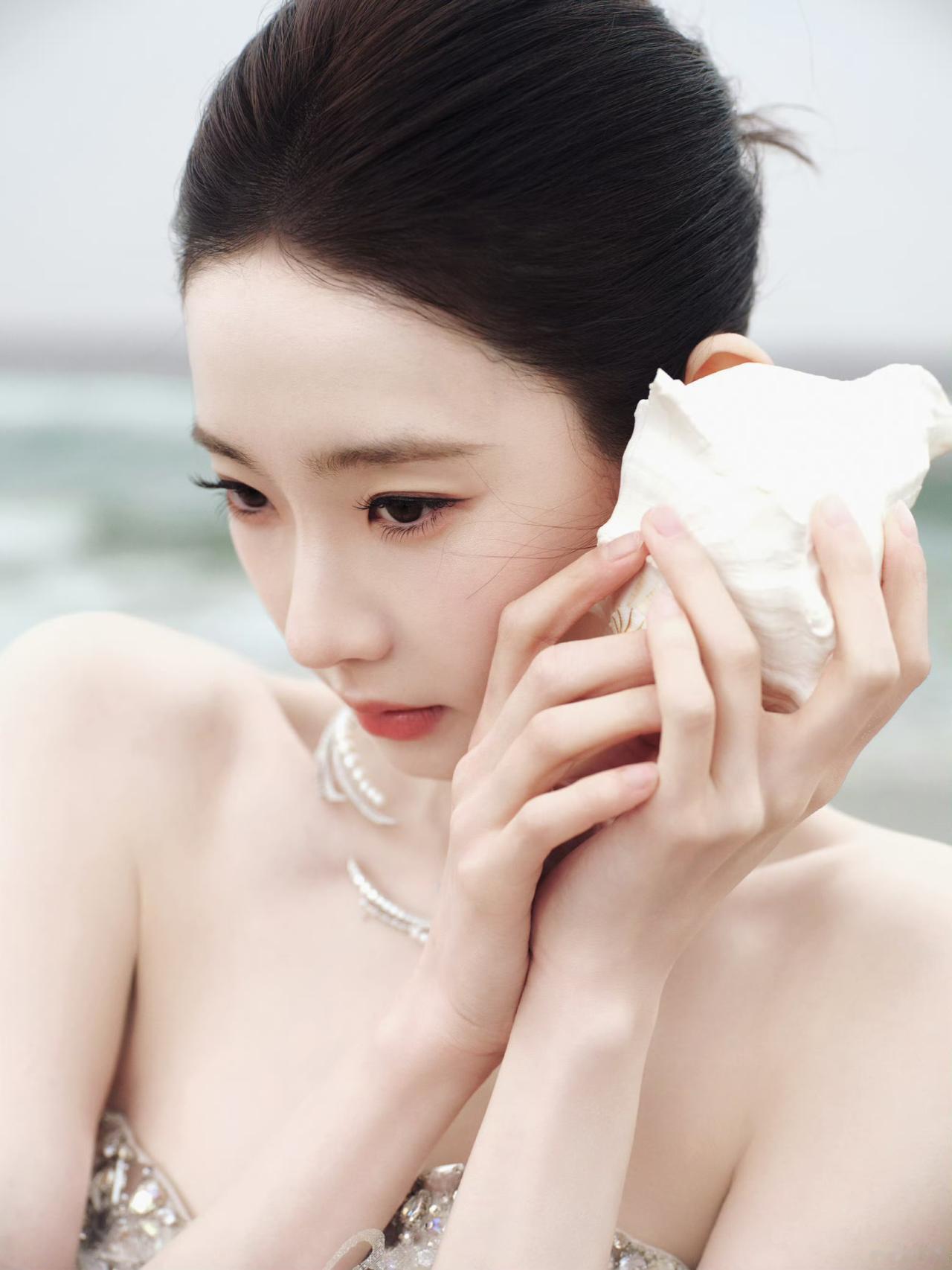 不用听了你就是海的女儿[奸笑]
张艺凡