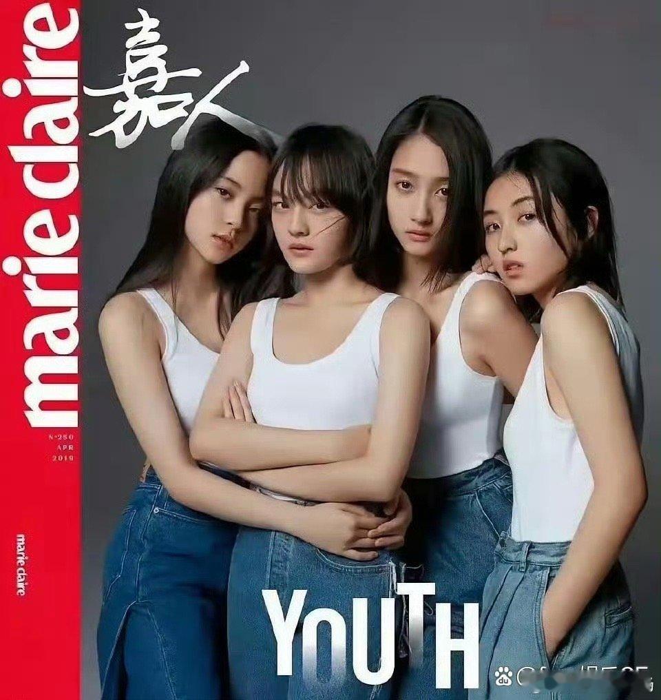 之前的四小花，现在是不是只剩下张子枫了[思考] ​​​
