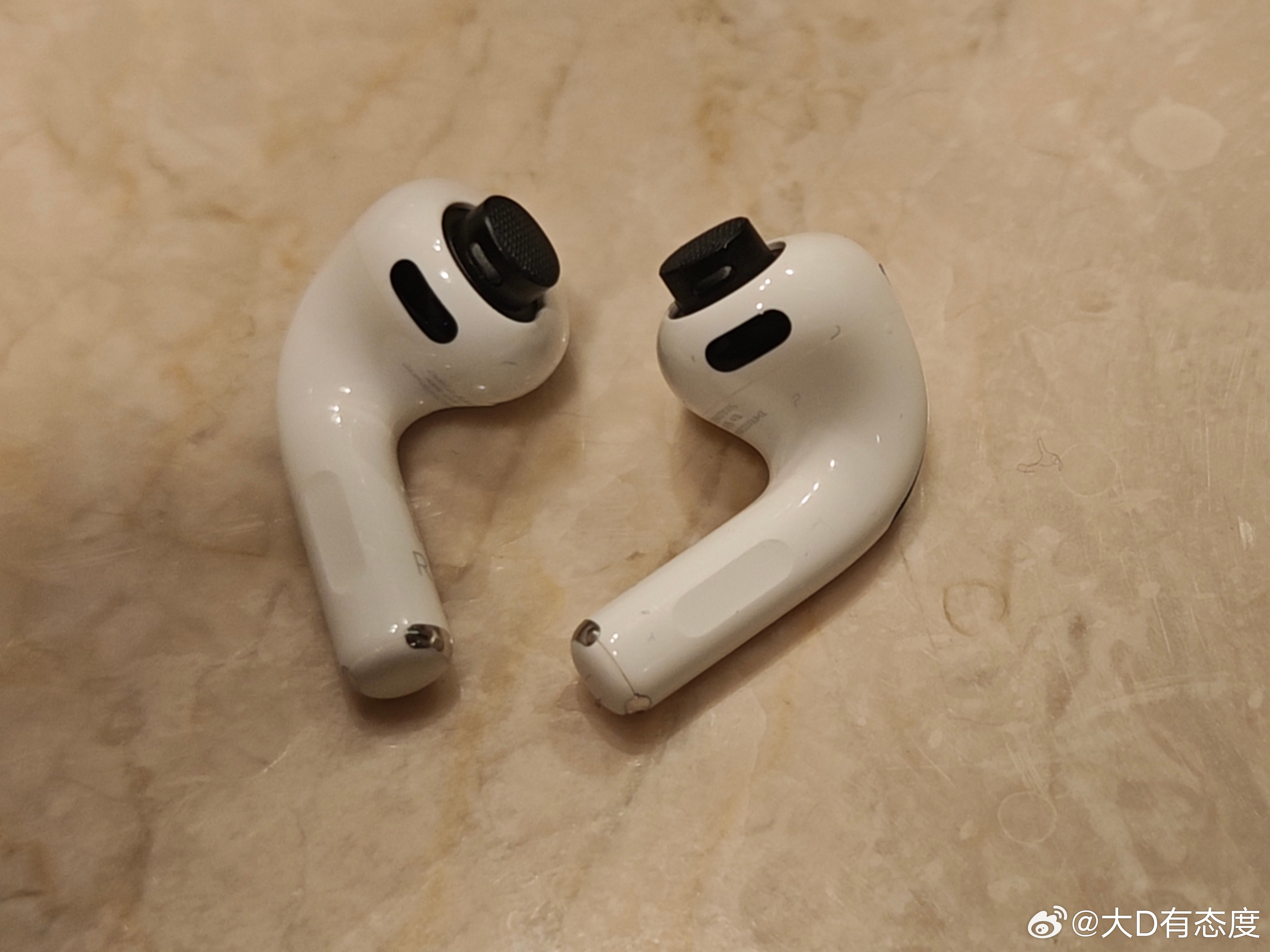 苹果的AirPods Pro防水吗？如果我放到洗衣机里洗了30分钟再拿出来，还有