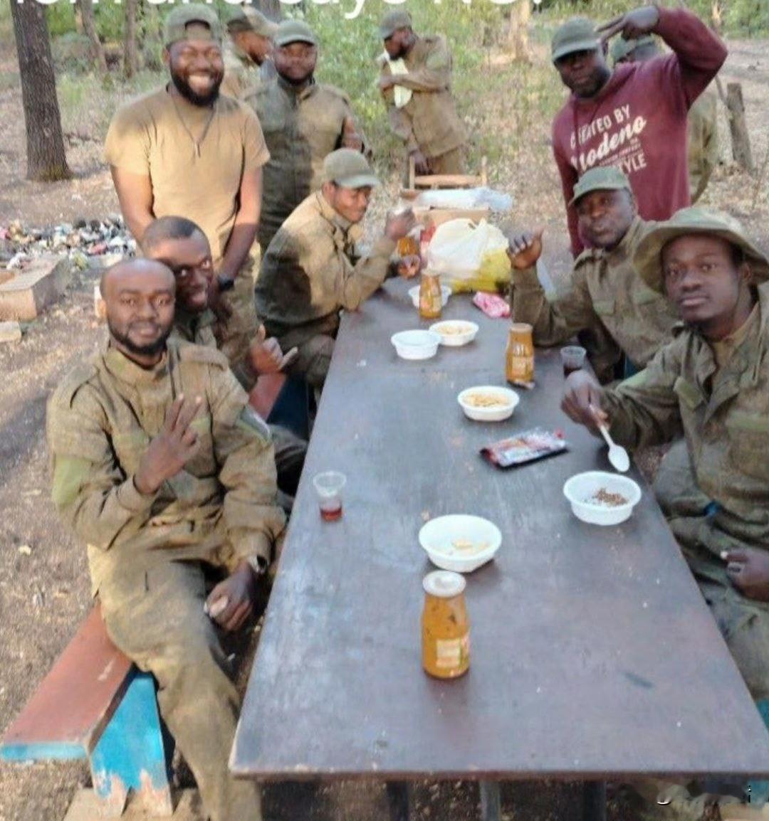 这有可能成为某些罪犯的“保护伞”！
俄联邦国家杜马在全体会议上通过一项法案，明确