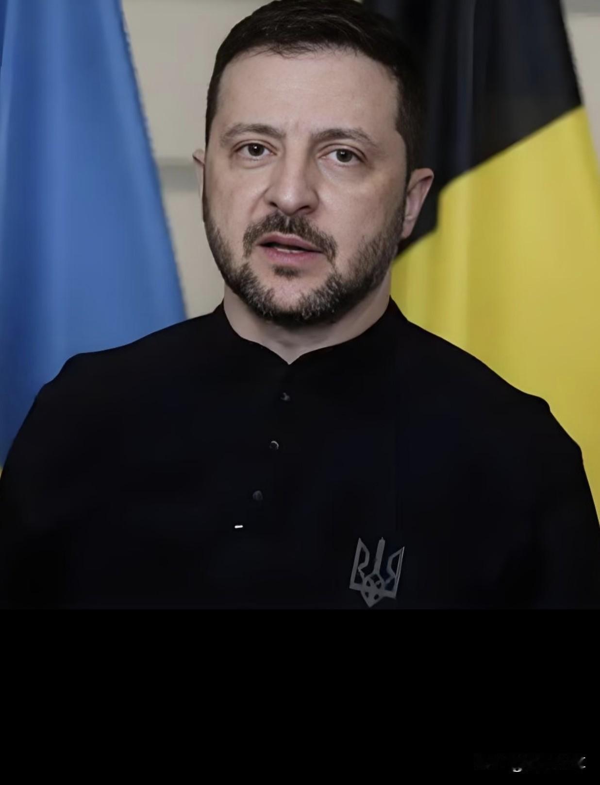 泽连斯基最大的问题是入戏太深了，估计还没从演戏的幻觉中走出来。这两年，很多人都在