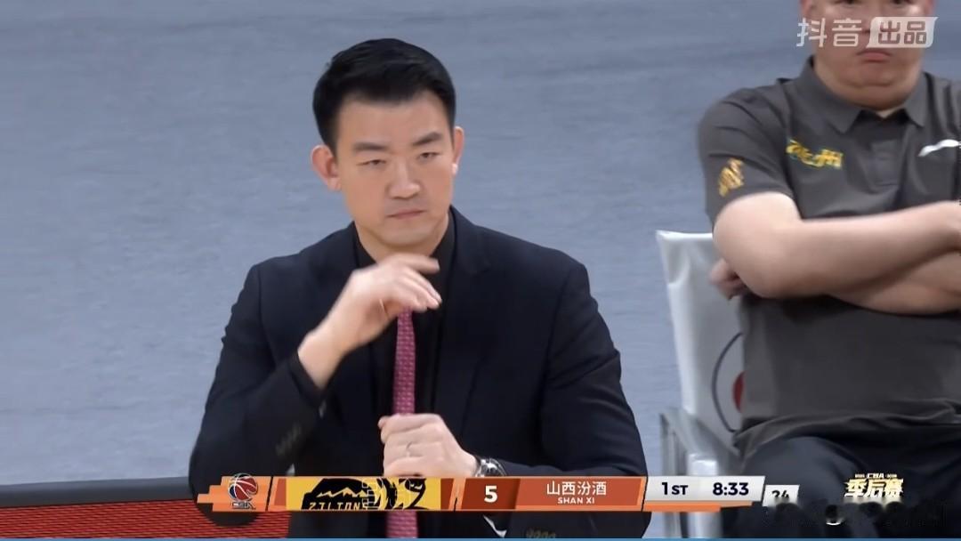 CBA季后赛1/4决赛半场广厦对山西战成48平。
  5月7日晚，CBA季后赛1