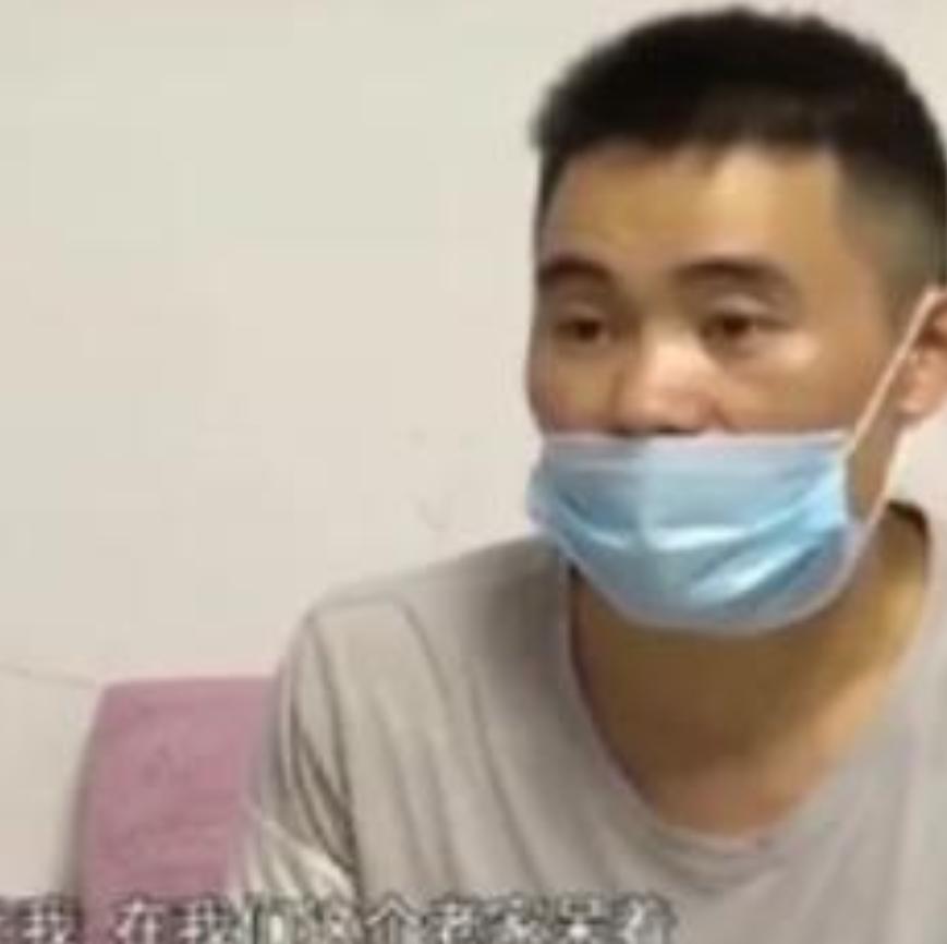 两个年轻人刚结婚，丈夫就发现妻子在房事上经验十足，丈夫没多想，只当是妻子年少轻狂