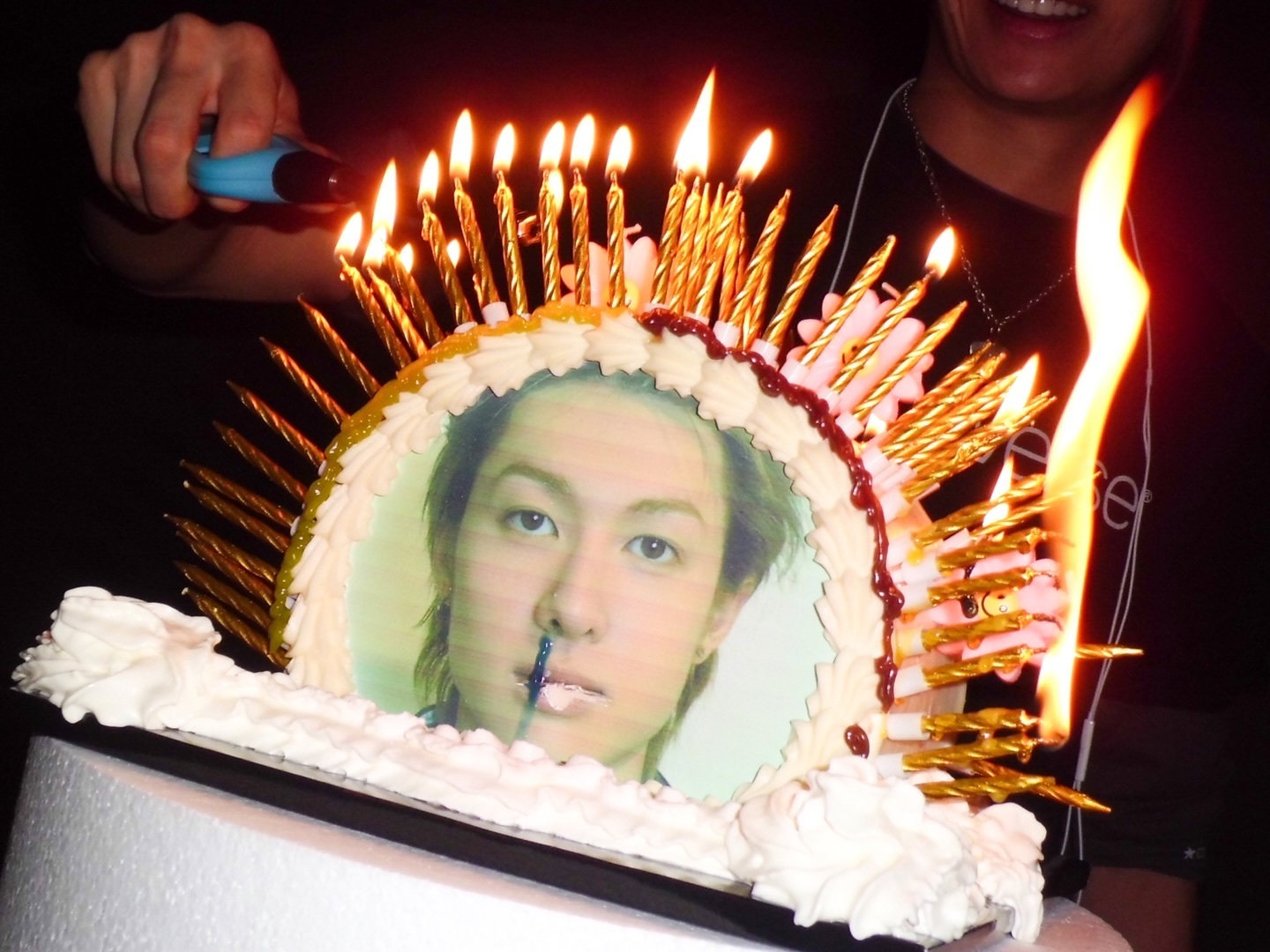 马丁这个生日蛋糕是被做局了吧… 