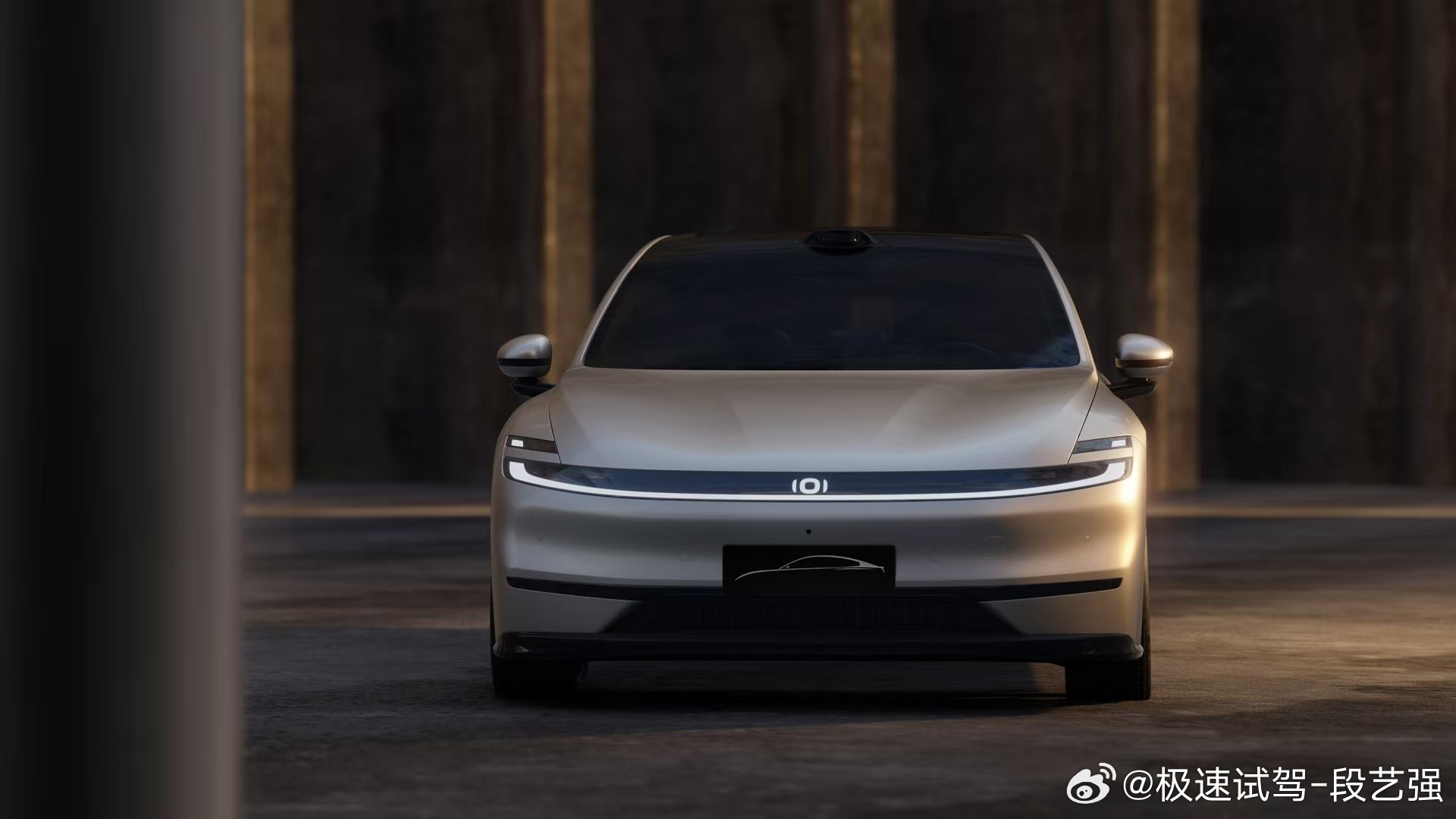 造型挺优雅的！长安启源C390车评精选 ​​​