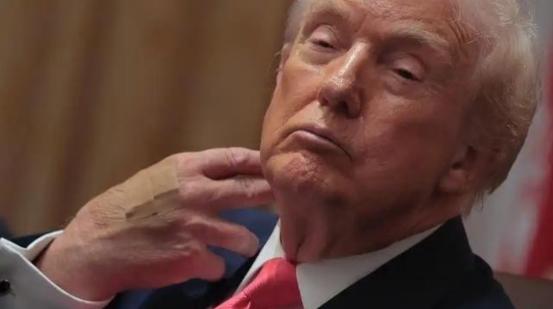 钱再多有什么用？79岁身家525亿的特朗普，他有私人波音757，有佛罗里达海湖庄