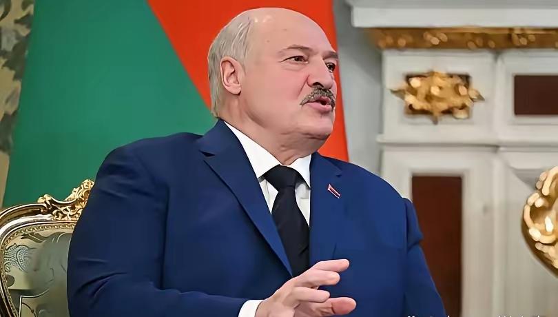 最近白俄罗斯总统卢卡申科爆了个大料，听得人心里一惊。他说，俄罗斯在2024年动用