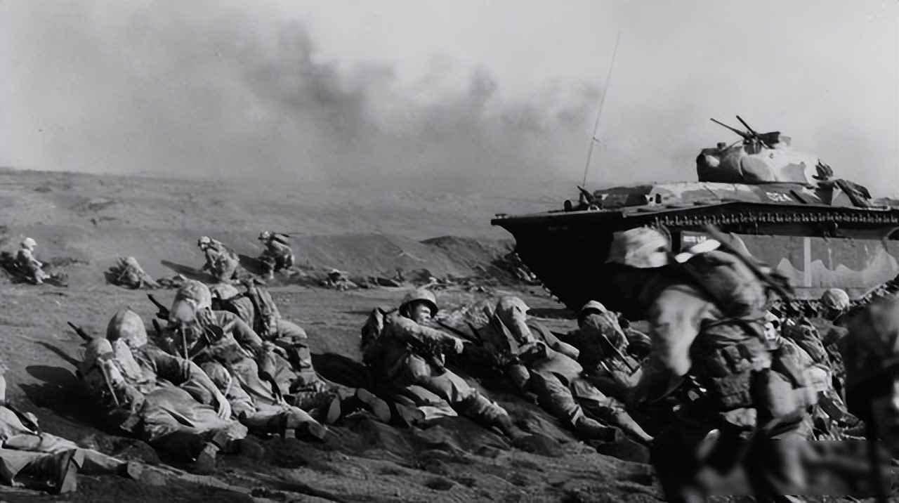 航母还在海上晃，导弹已瞄准甲板，一场谁都不敢赢的战争正在悄悄逼近

2022年1