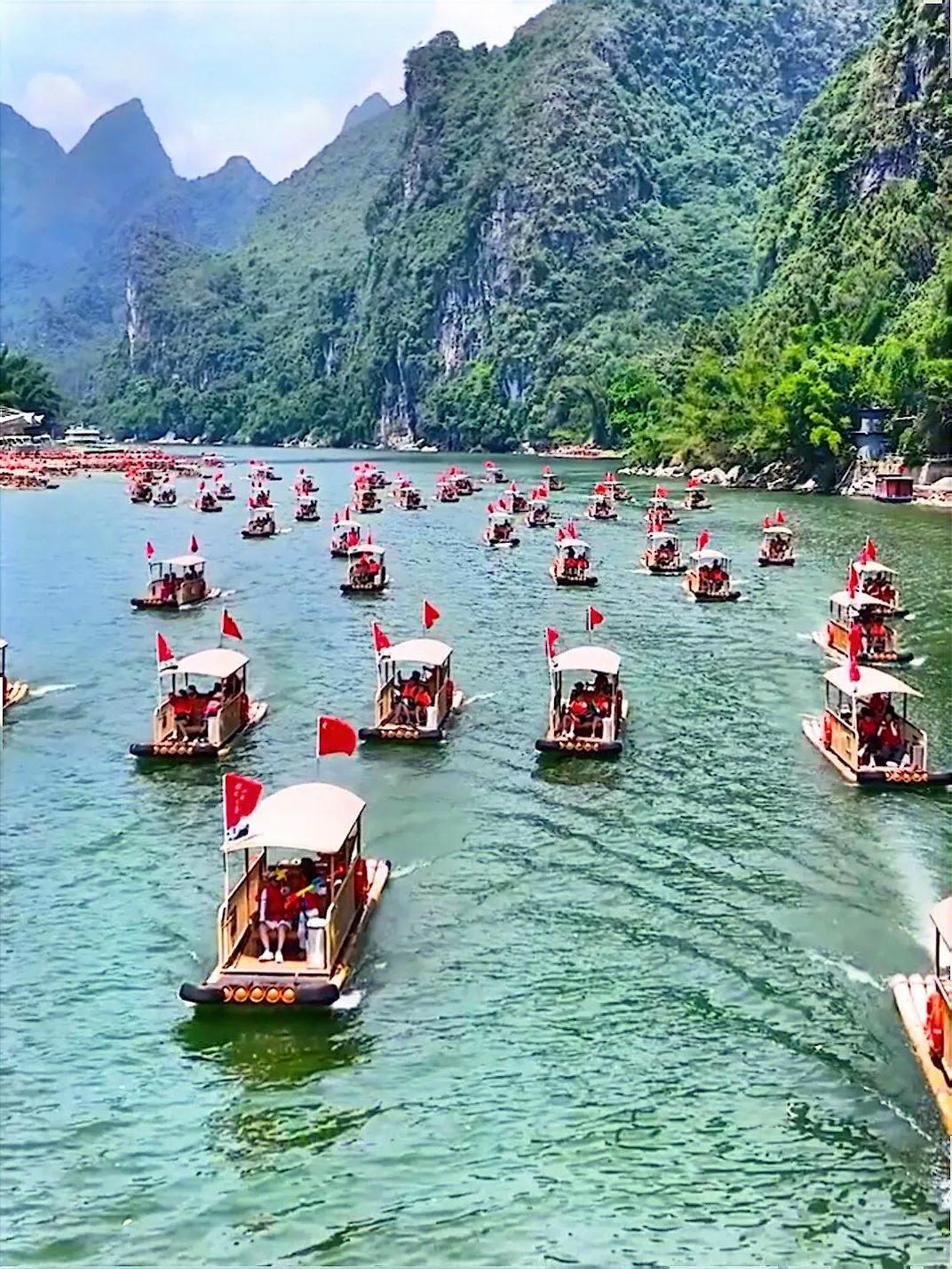 这一站，桂林！
太壮观了！还以为周瑜在调集江东水军！！
桂林之行最正确的决定就是