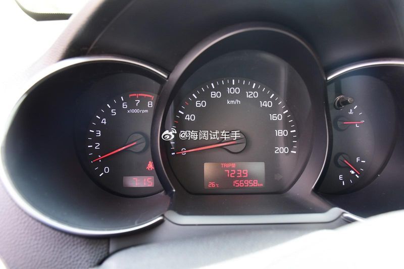 哥伦比亚的起亚小家伙，这车说是装备了1.25升发动机~~~我理解是不是1.2啊？