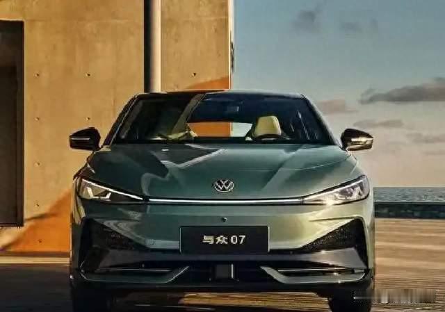 9.99万起！大众纯电轿跑与众07上市，670km+激光雷达太狠