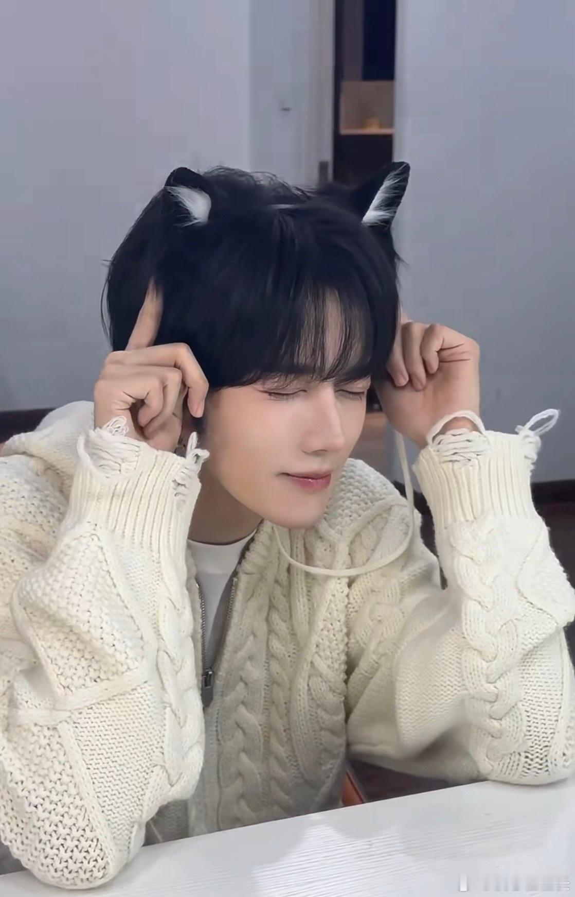 星星生日快乐！！成功解锁新的一岁！！新的一岁希望能带来更多优秀的作品，期待11.