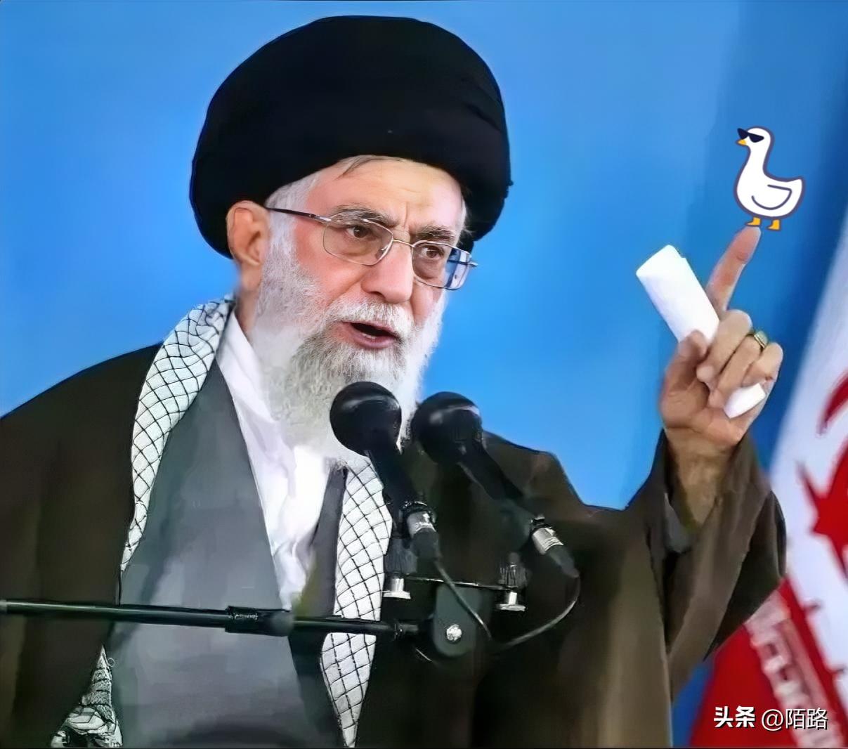 伊朗领袖哈梅内伊真的走了。
就在昨天（3月1日），伊朗外长阿拉格齐发了份沉甸甸的