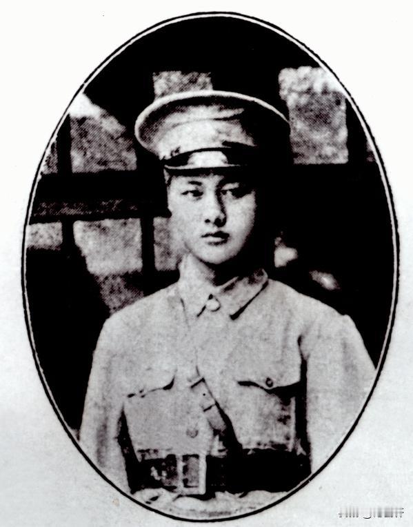 1935年，马载被看守用“马缠四蹄”捆成一个肉蛋。不准他放风，也不准他大小便，整