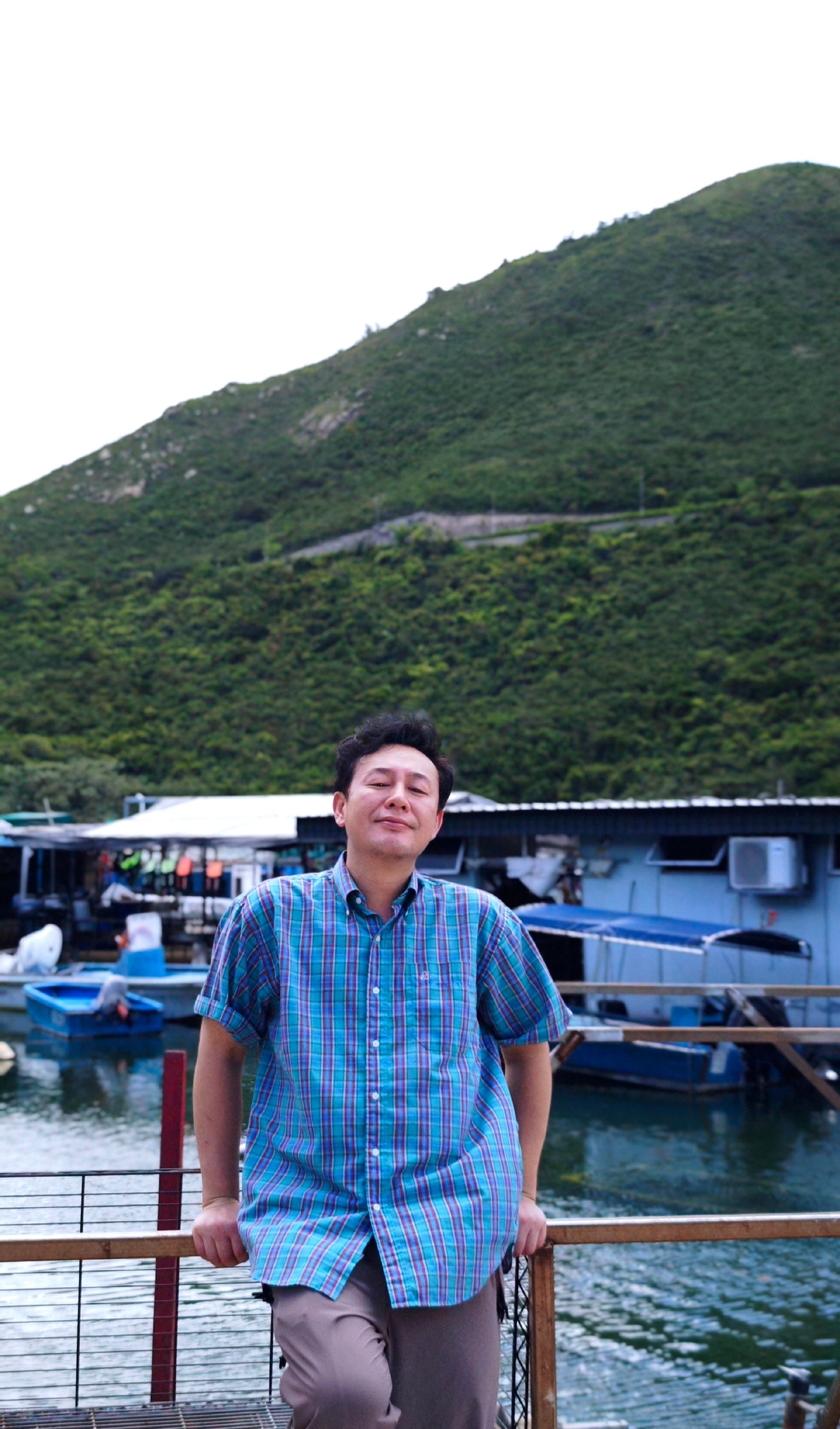 张颂文  ？张颂文老师那么好的人！  