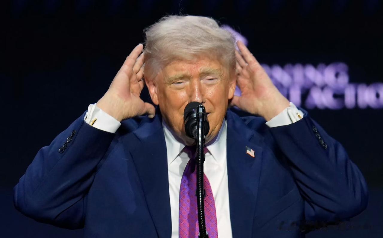 最新消息！
就在刚刚，伊朗革命卫队发布消息称:伊朗从周六晚上开始封锁霍尔木兹海峡