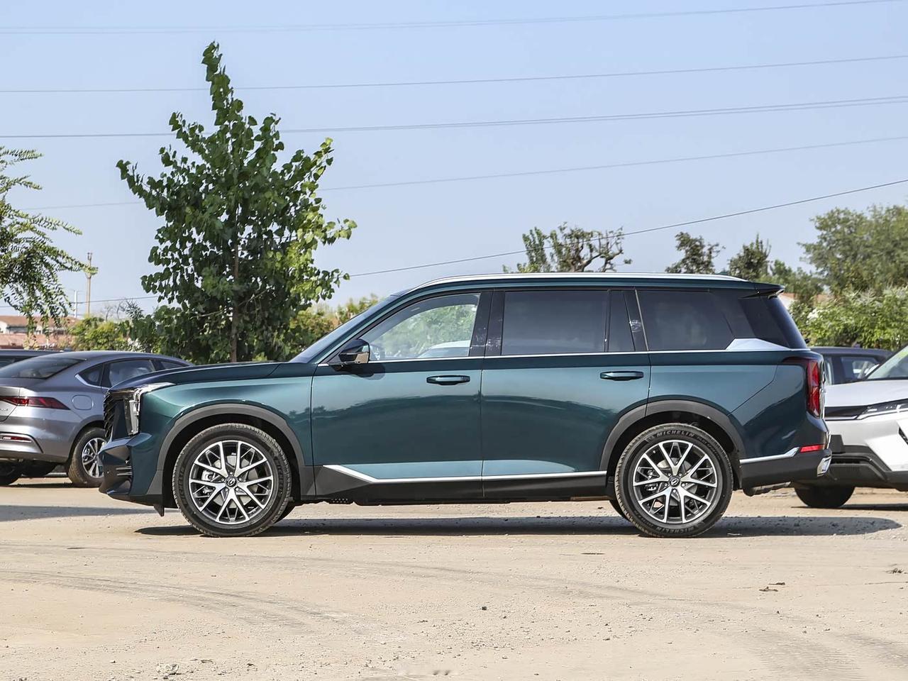 逆势双增长，广汽传祺做对了什么呢？
 
终端销量26937台，同比增长2.06%