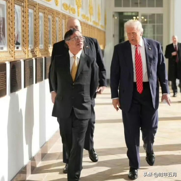 1月初，特朗普骂哥伦比亚总统佩特罗是病入膏肓的毒枭；
2月初，佩特罗总统造访白宫