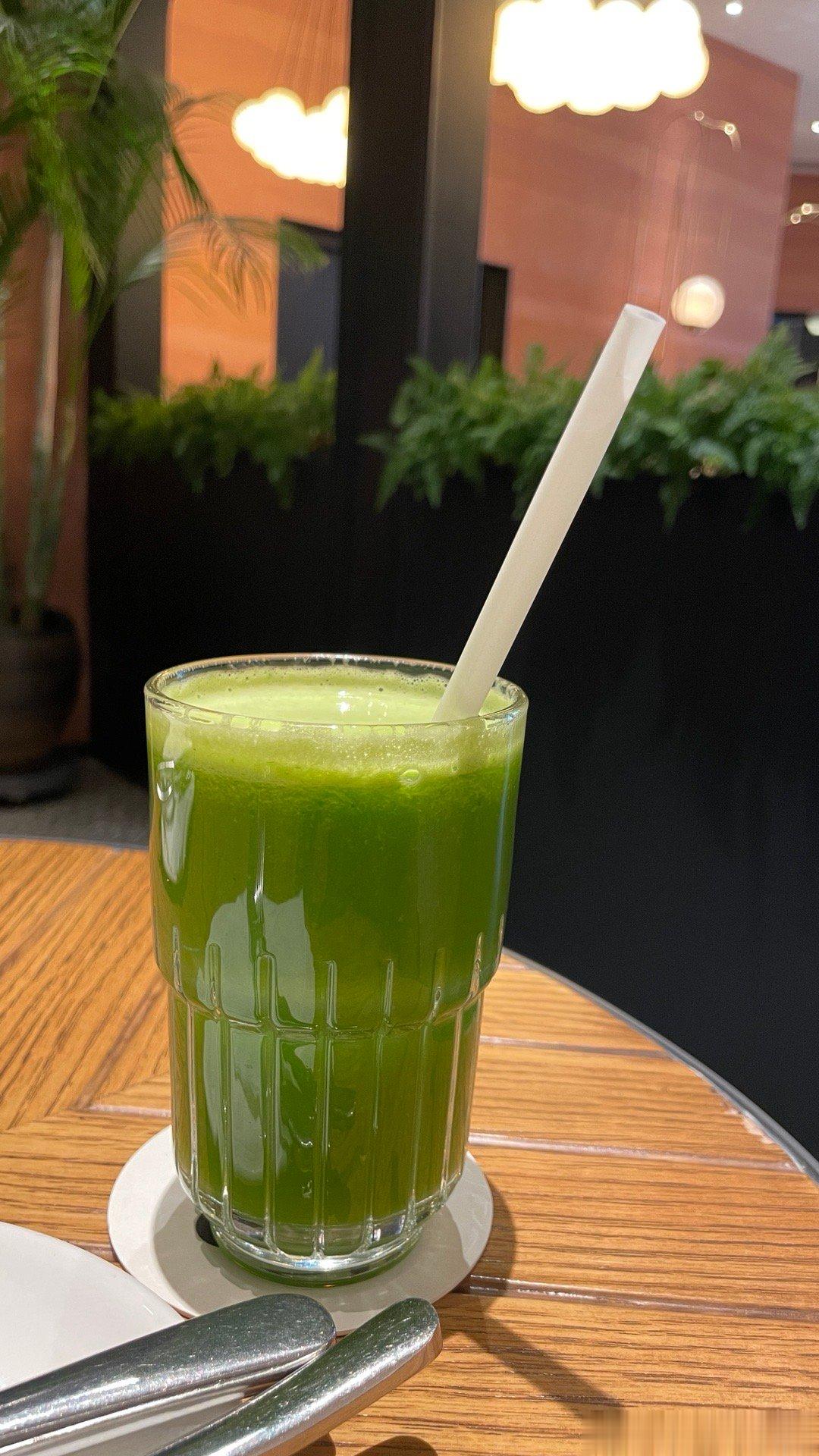 #长期食用口水油或致癌# 过去有地沟油，如今有口水油。诱发癌症的因素很多，除了遗