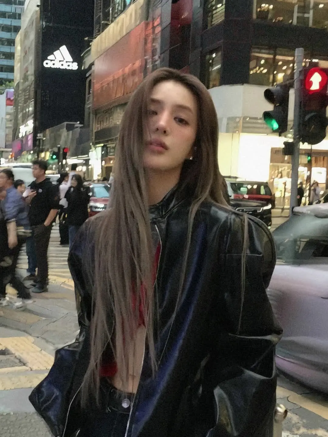 祝每一个不真诚的人 永远烂在新鲜感循环的臭泥潭里