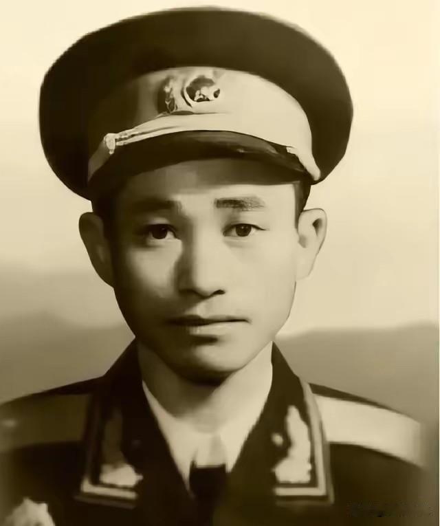 1937年，西路军孤儿蔡长元被自己人关进小黑屋判了枪决，行刑前夜，杨尚昆在院子里
