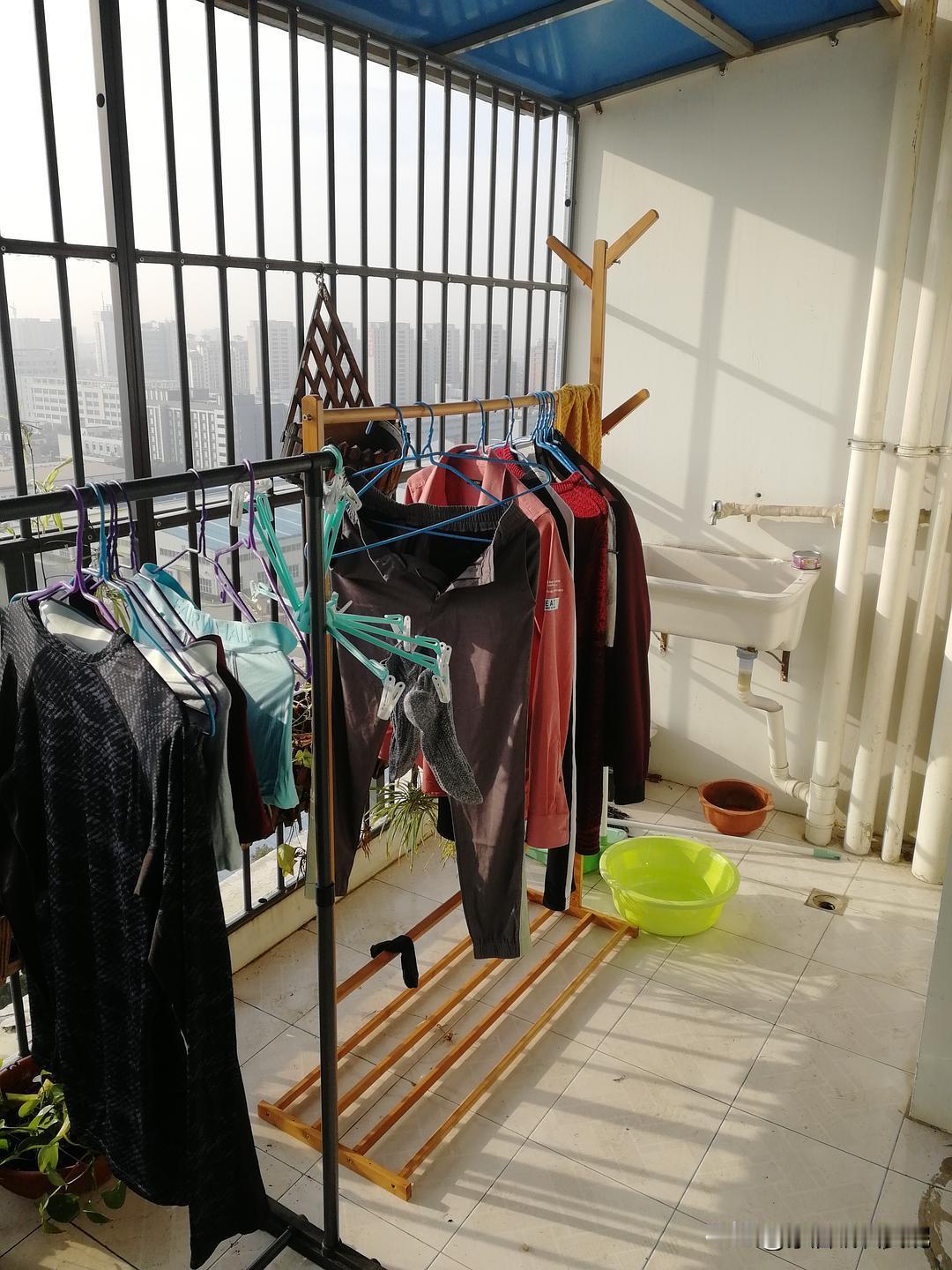 5个“跌下神坛”的阳台产物，虽红极一时，被时代淘汰终究逃不过
你家阳台是不是也踩