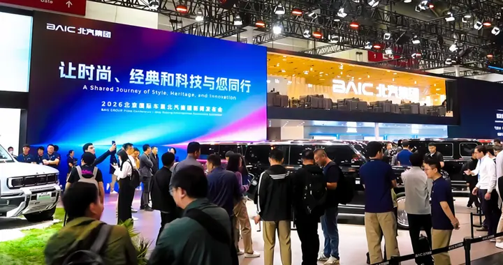 AI云大厂，在北京车展期间打起来了