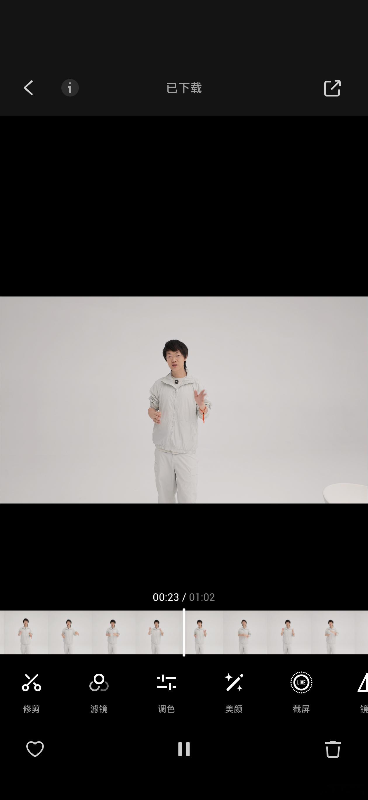 明天车展，视频统一解密。两个剪辑老师已经冒烟了，我也加入剪辑团队了2026北京车