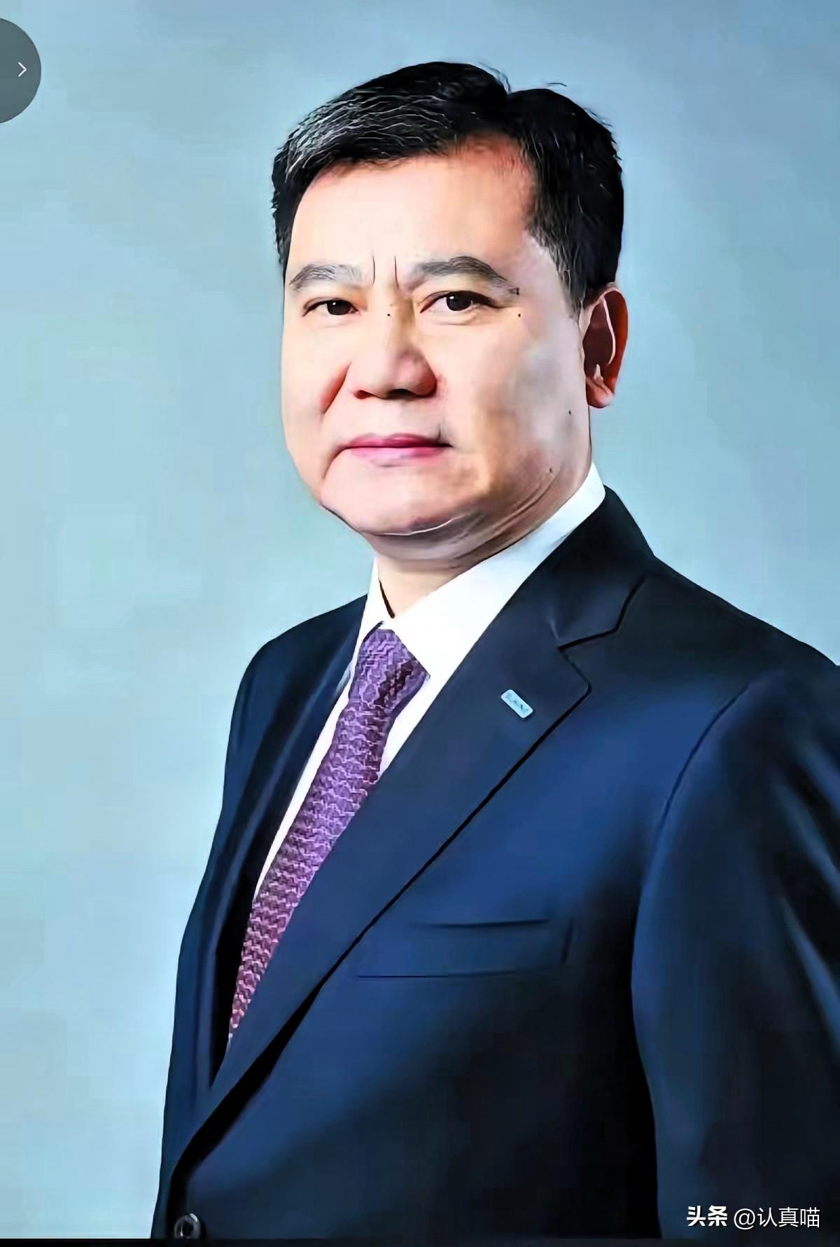 和许家印相比，张近东真的算一条汉子。苏宁2387亿债务全部执行完毕，他把名下所有