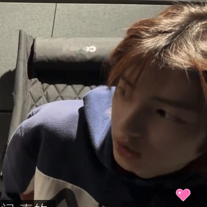 小面团子 