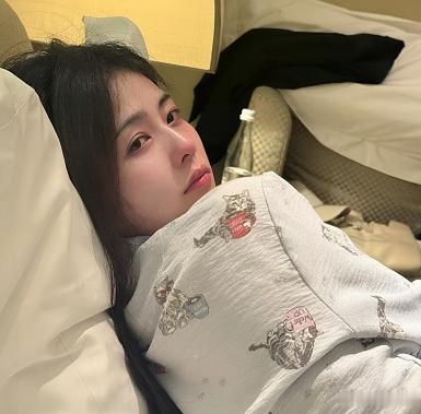 白鹿最近频繁上热搜 大致看完了所有内容 我觉得，白鹿让我们学会了“三件事情” 1