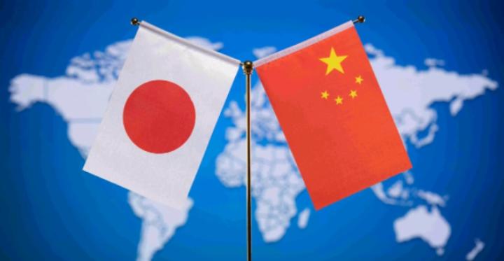 这次轮到日本强烈不满和抗议了！日本要求跟我们启动谈判，我们不予理会！4 月 20