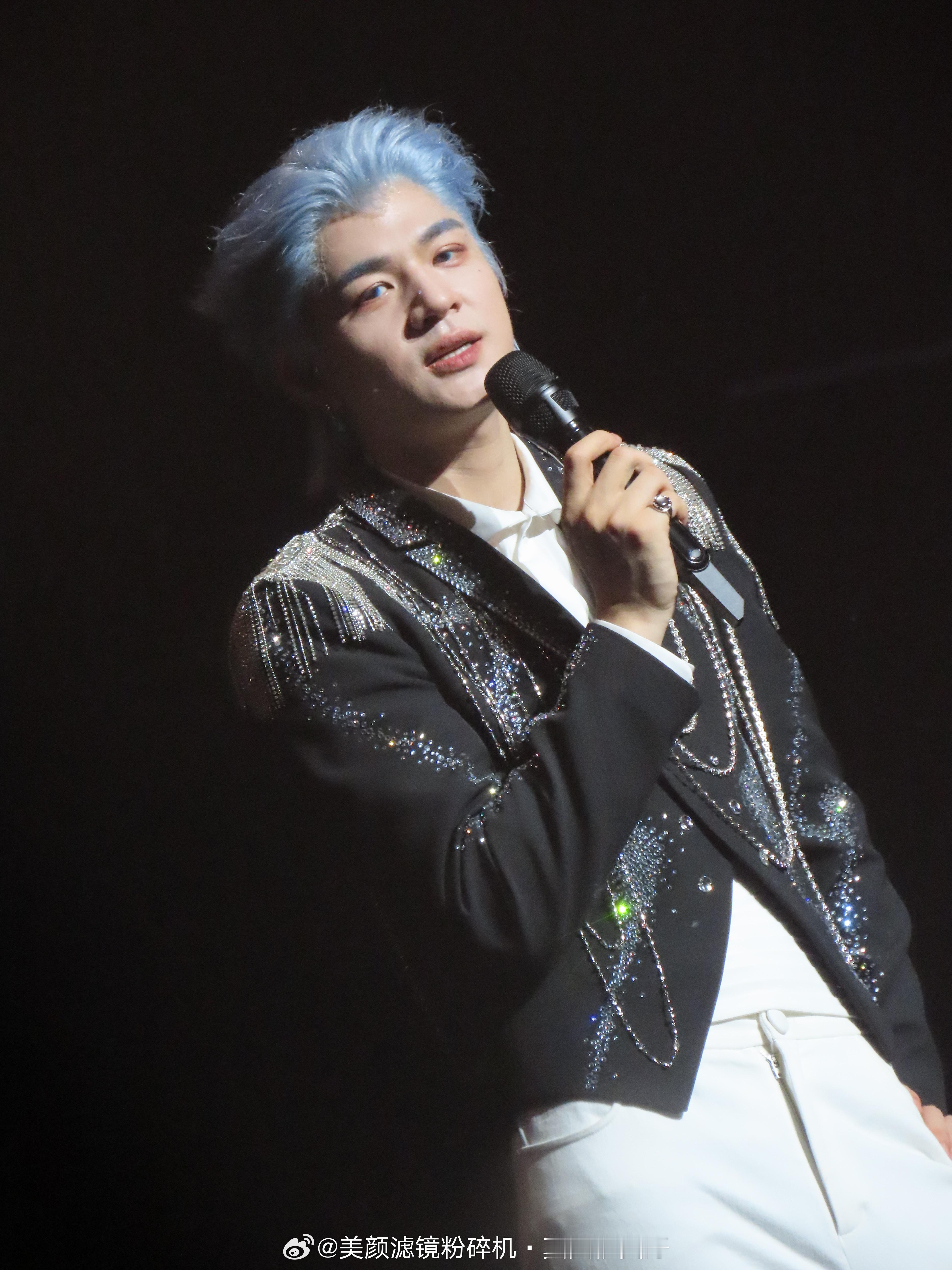 石凯舞台生图（稿主自摄，参数最后一张） 