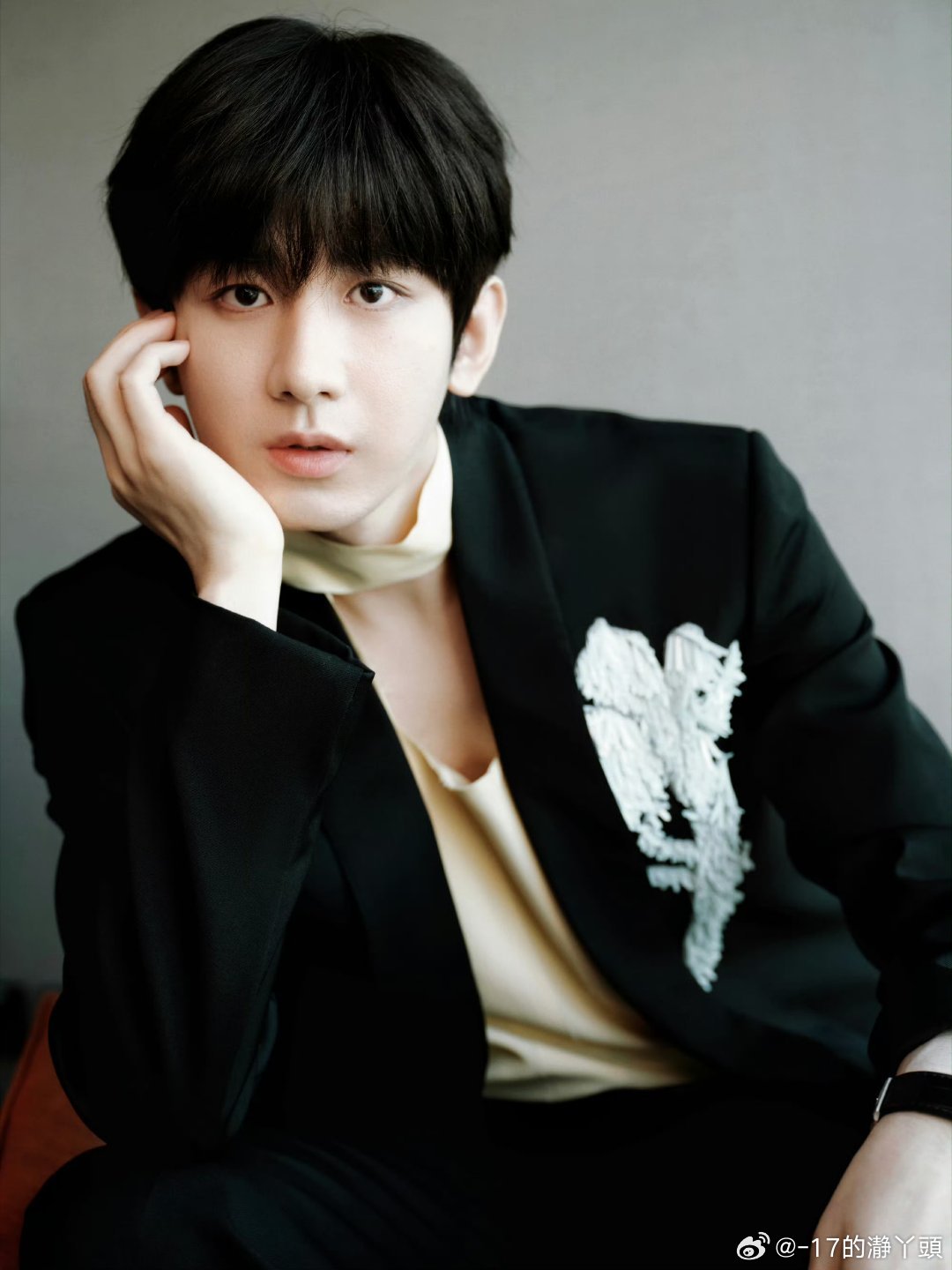 成毅，你用你饰演的角色，带给观众果果许多欢乐。