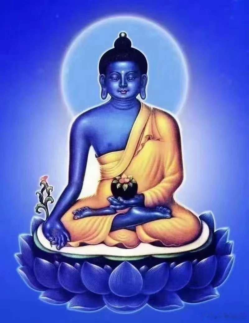 【药师佛灌顶真言】（十小咒之一) 南谟薄伽伐帝。鞞杀社。窭噜薛琉璃。   钵喇婆