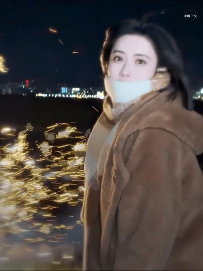 孟子义给九重紫放了一场烟花  孟子义和剧粉的双向奔赴 孟子义给《九重紫》剧粉们放