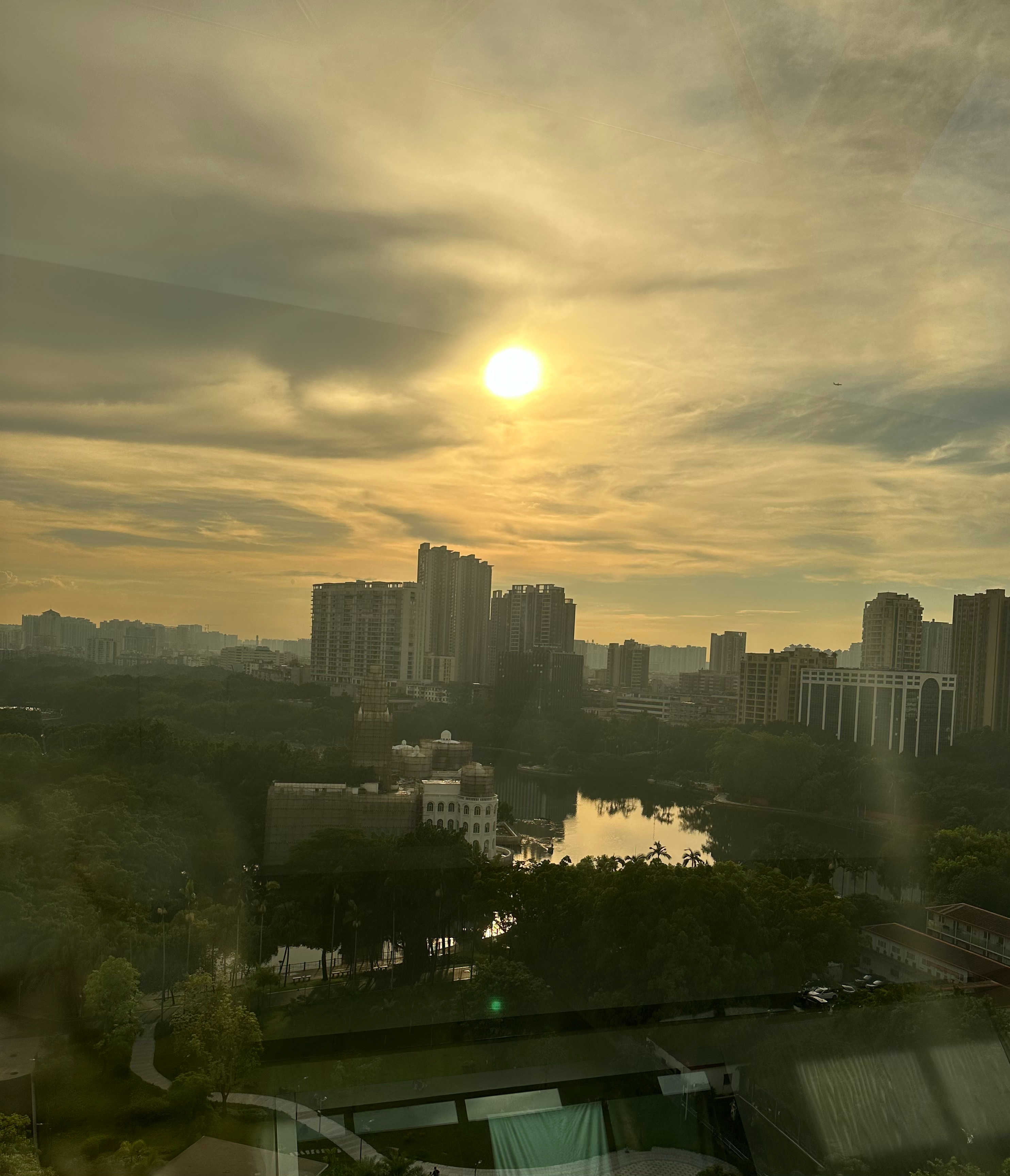 英格兰vs民主刚果 夕阳无限好，下班，准备今晚的世界杯焦点赛事！ 