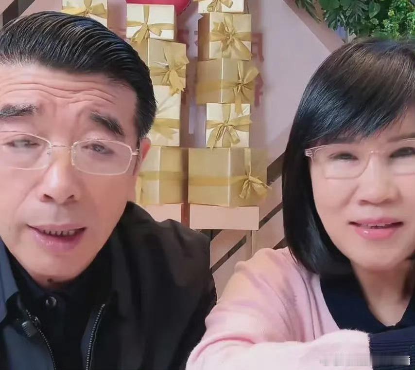 黄圣依是巨力影视传媒执行总裁 《两人在家生闷气：准备了一年的人设[淡淡的]输给了