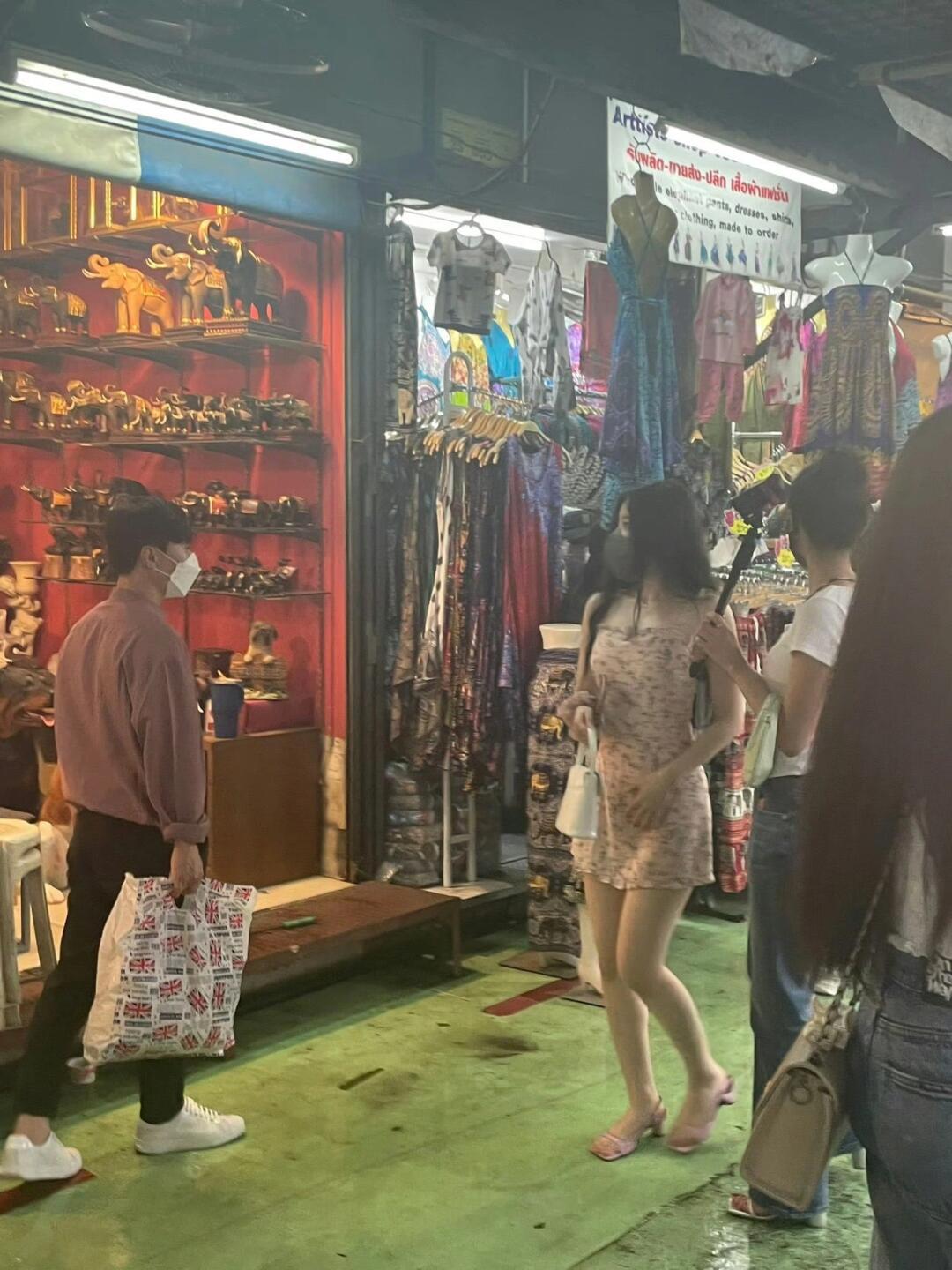 隔着屏幕也觉得好香好软（叶舒华） ​​​